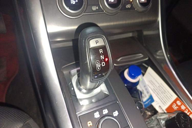 Used Land Rover Range Sport 2017 3.0 SC V6 SE Gear Lever