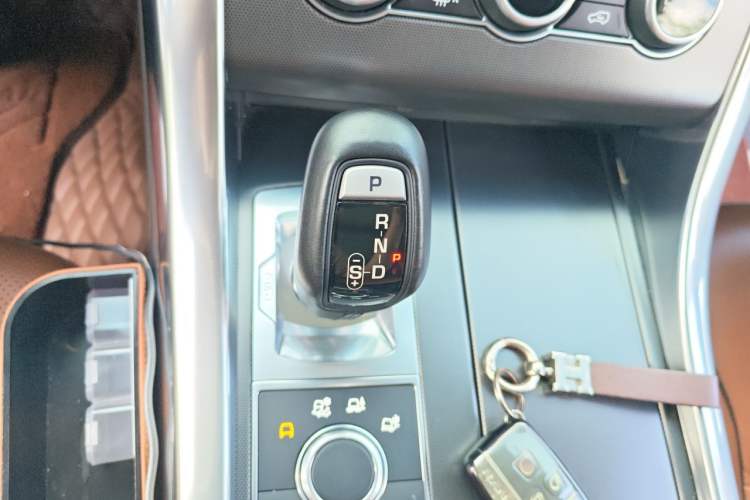 Used Land Rover Range Sport 2017 3.0 SC V6 HSE DYNAMIC Gear Lever