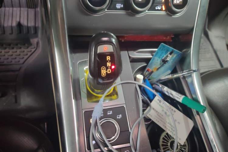 Used Land Rover Range Sport 2017 3.0 SC V6 HSE DYNAMIC Gear Lever