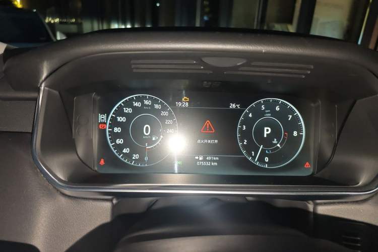 Used Land Rover Range Sport 2017 3.0 SC V6 HSE DYNAMIC Instrument Cluster