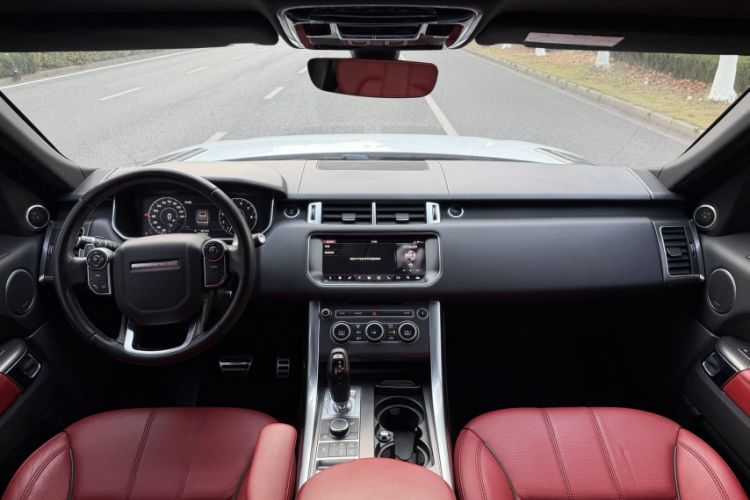 Used Land Rover Range Sport 2017 3.0 SC V6 HSE DYNAMIC Interior 1
