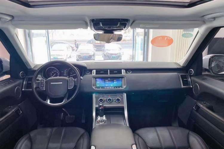 Used Land Rover Range Sport 2017 3.0 SC V6 SE Interior 1