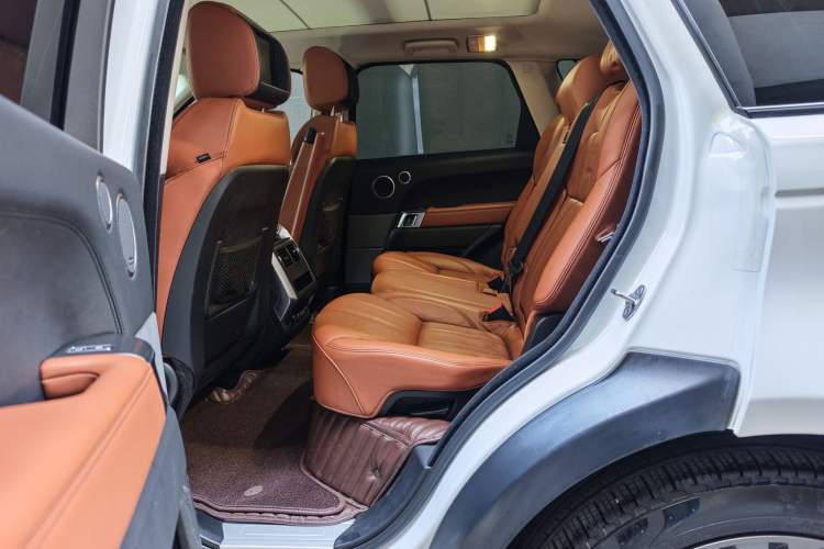 Used Land Rover Range Sport 2017 3.0 SC V6 HSE DYNAMIC Interior 2
