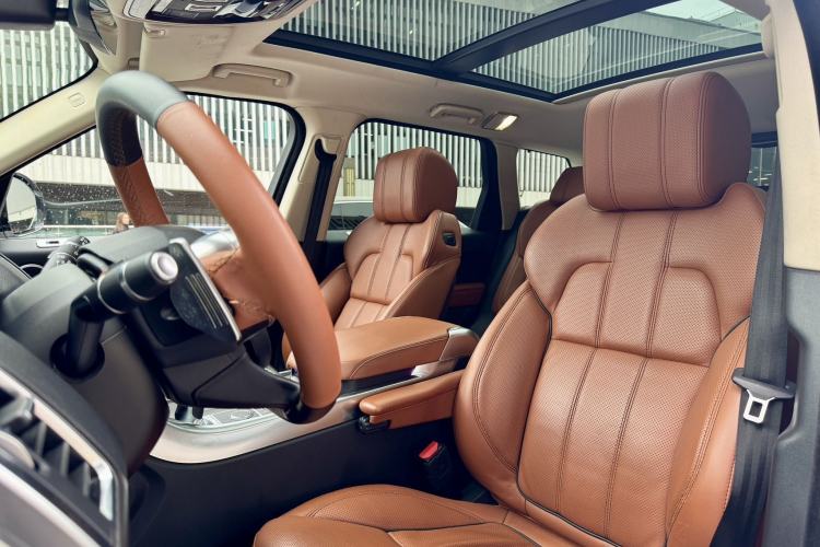 Used Land Rover Range Sport 2017 3.0 SC V6 HSE DYNAMIC Interior 5