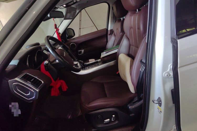 Used Land Rover Range Sport  Left Front Seat