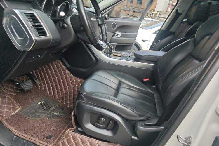 Used Land Rover Range Sport 2017 3.0 SC V6 SE Left Front Seat