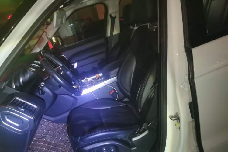 Used Land Rover Range Sport  Left Front Seat