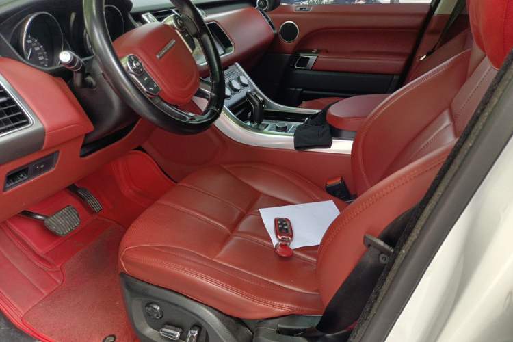 Used Land Rover Range Sport  Left Front Seat