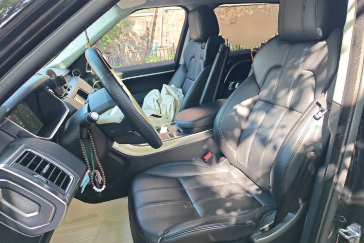 Used Land Rover Range Sport 2017 3.0 SC V6 SE Left Front Seat