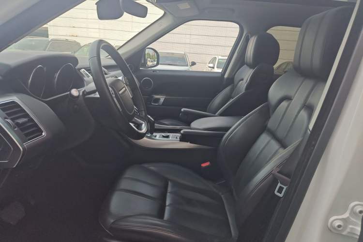 Used Land Rover Range Sport 2017 3.0 SC V6 HSE Left Front Seat