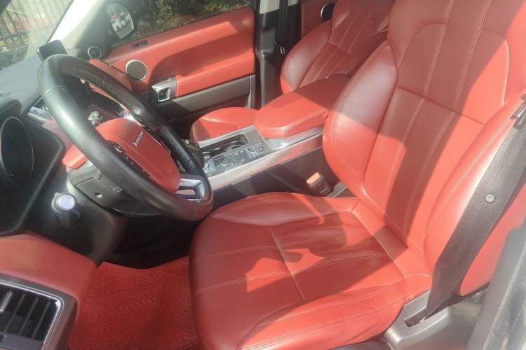 Used Land Rover Range Sport  Left Front Seat