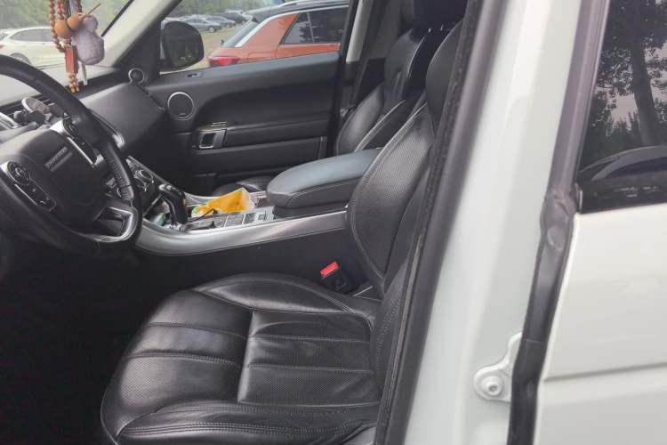 Used Land Rover Range Sport 2017 3.0 SC V6 HSE Left Front Seat