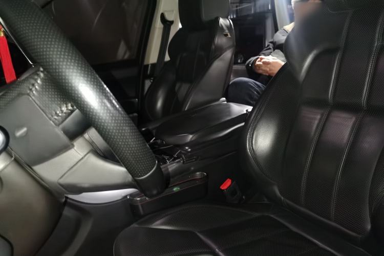 Used Land Rover Range Sport 2017 3.0 SC V6 HSE Left Front Seat