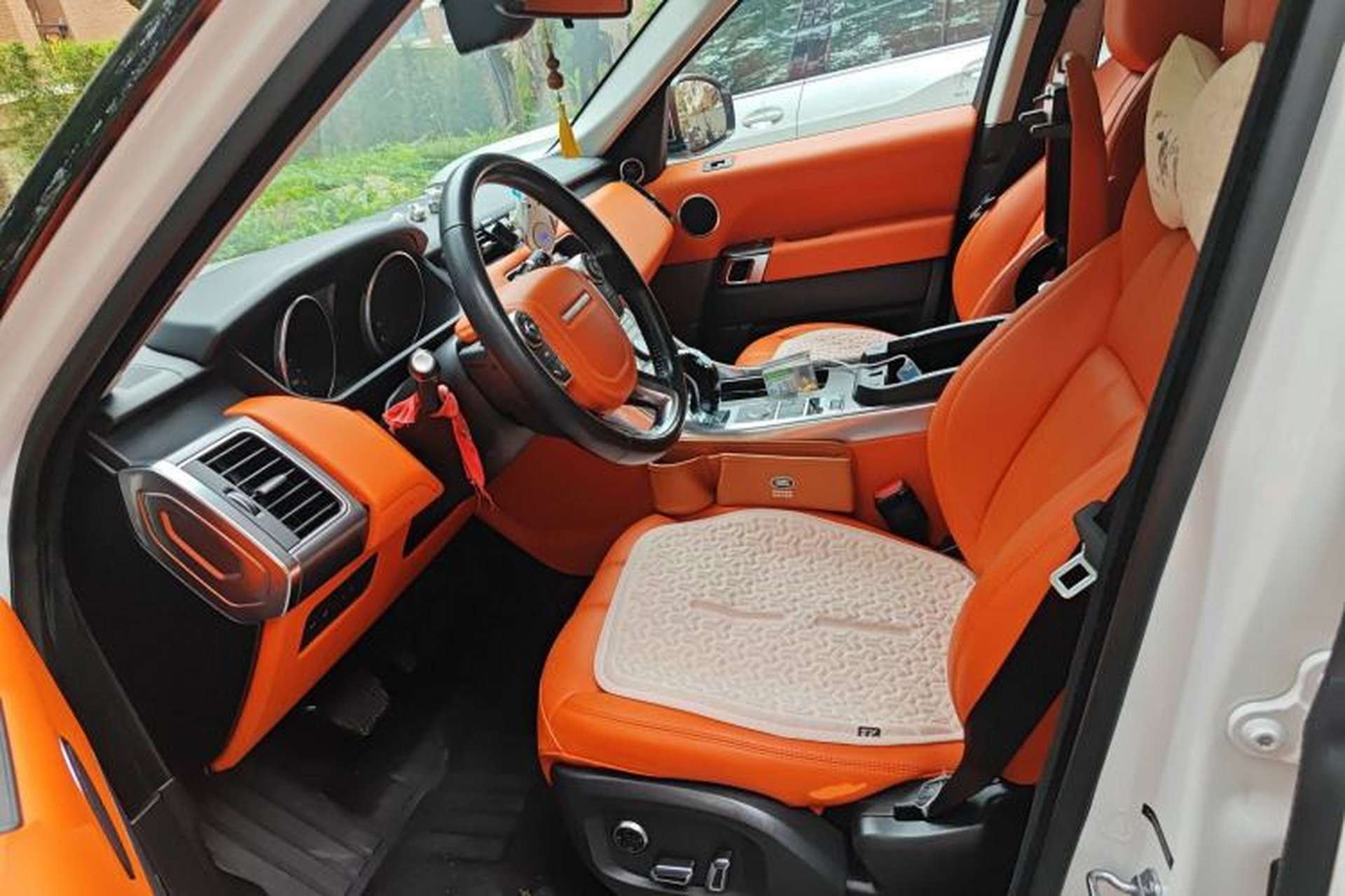 Used Land Rover Range Sport  Left Front Seat