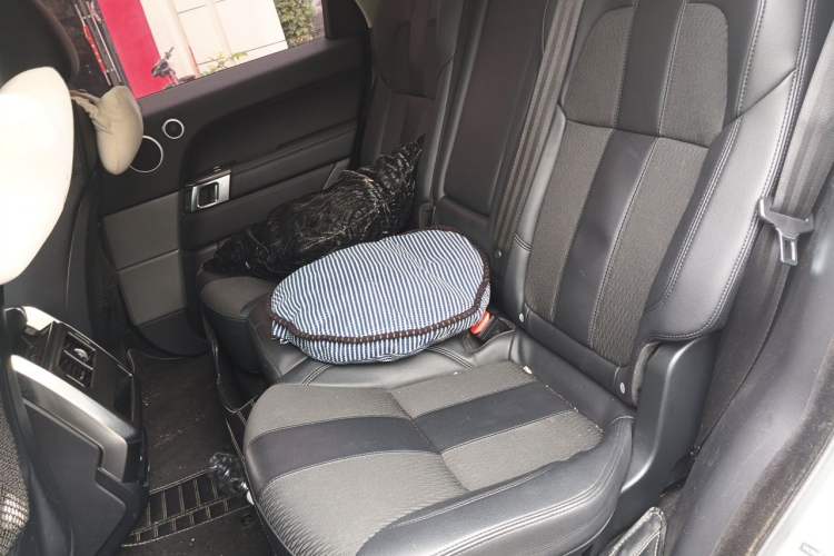 Used Land Rover Range Sport  Left Rear Seat