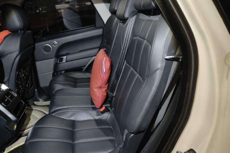 Used Land Rover Range Sport  Left Rear Seat