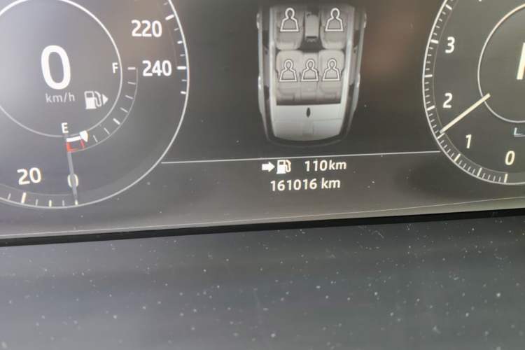 Used Land Rover Range Sport 2017 3.0 SC V6 FENGSHANG ChuanShi Edition DYNAMIC Odometer Close Up