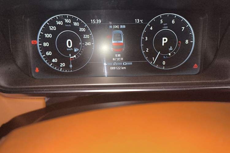 Used Land Rover Range Sport 2017 3.0 SC V6 FENGSHANG ChuanShi Edition DYNAMIC Odometer Close Up