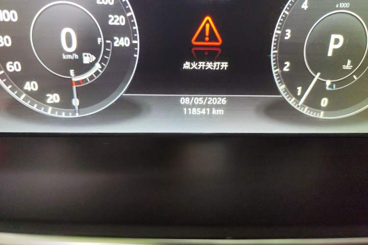 Used Land Rover Range Sport 2017 3.0 SC V6 HSE Odometer Close Up