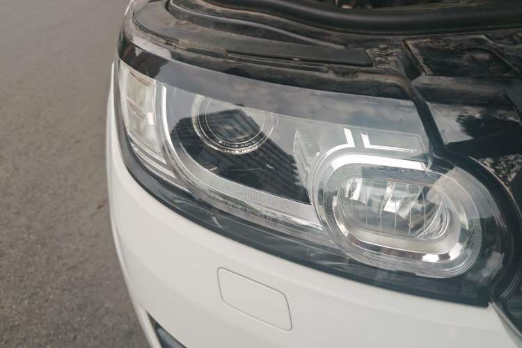 Used Land Rover Range Sport  Right Front Headlight