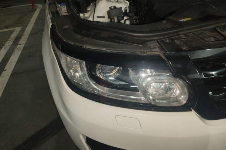 Used Land Rover Range Sport  Right Front Headlight