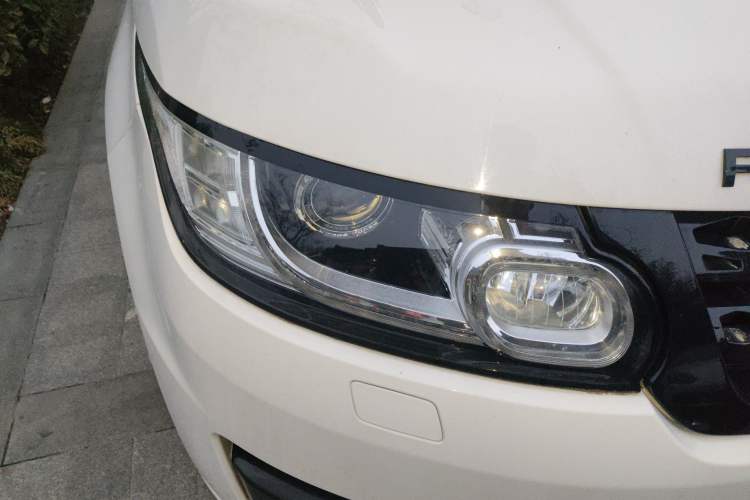 Used Land Rover Range Sport 2017 3.0 SC V6 HSE DYNAMIC Right Front Headlight