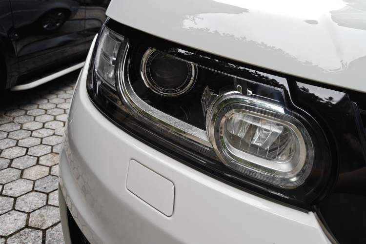 Used Land Rover Range Sport 2017 3.0 SC V6 HSE Right Front Headlight