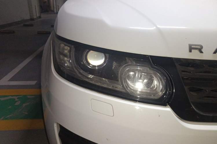 Used Land Rover Range Sport 2017 3.0 SC V6 SE Right Front Headlight