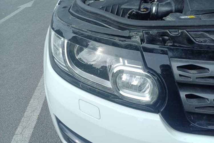 Used Land Rover Range Sport 2017 3.0 SC V6 SE Right Front Headlight