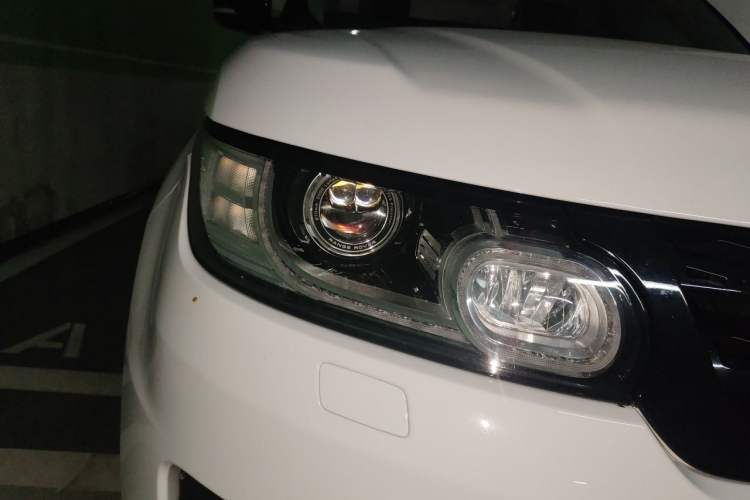 Used Land Rover Range Sport 2017 3.0 SC V6 HSE Right Front Headlight