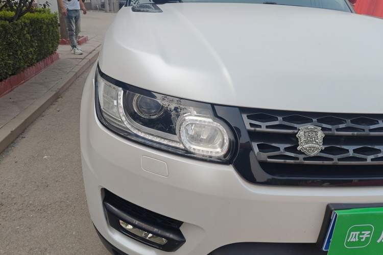Used Land Rover Range Sport  Right Front Headlight