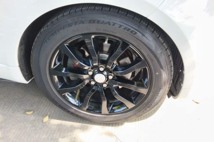 Used Land Rover Range Sport 2017 3.0 SC V6 HSE Right Front Wheel Hub