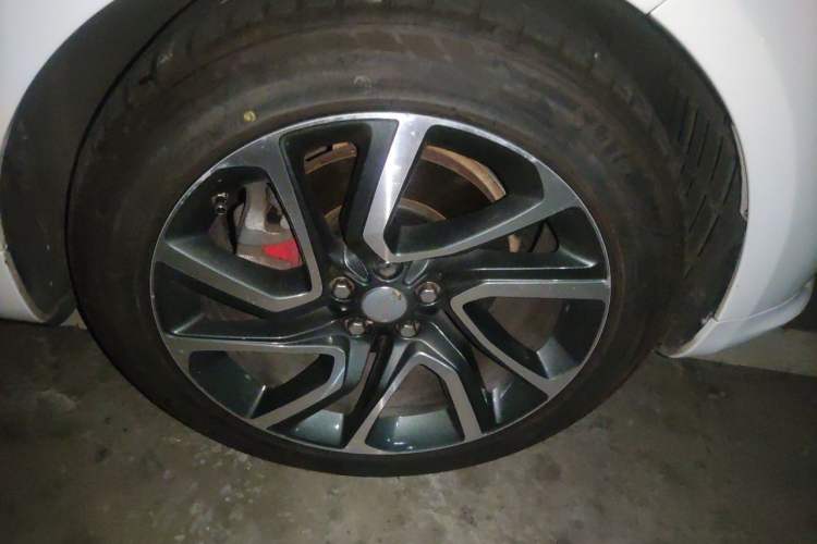Used Land Rover Range Sport 2017 3.0 SC V6 HSE DYNAMIC Right Front Wheel Hub