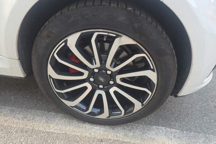 Used Land Rover Range Sport 2017 3.0 SC V6 HSE Right Front Wheel Hub
