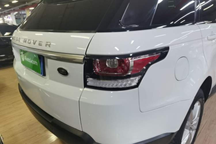 Used Land Rover Range Sport 2017 3.0 SC V6 SE Right Rear Taillight