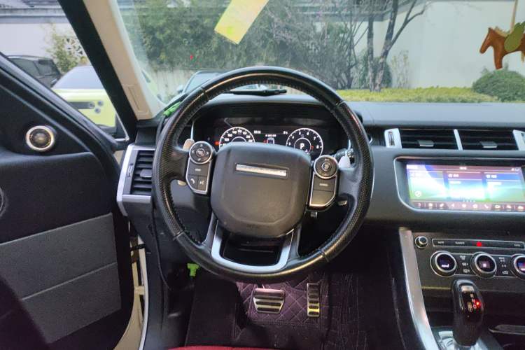 Used Land Rover Range Sport 2017 3.0 SC V6 HSE DYNAMIC Steering Wheel