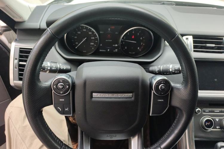 Used Land Rover Range Sport 2017 3.0 SC V6 SE Steering Wheel