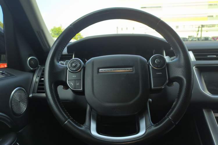 Used Land Rover Range Sport 2017 3.0 SC V6 HSE DYNAMIC Steering Wheel