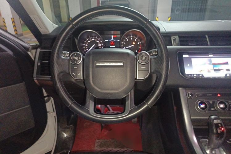 Used Land Rover Range Sport 2017 3.0 SC V6 SE Steering Wheel