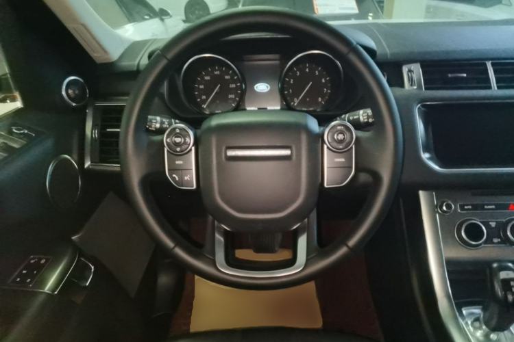 Used Land Rover Range Sport 2017 3.0 SC V6 SE Steering Wheel