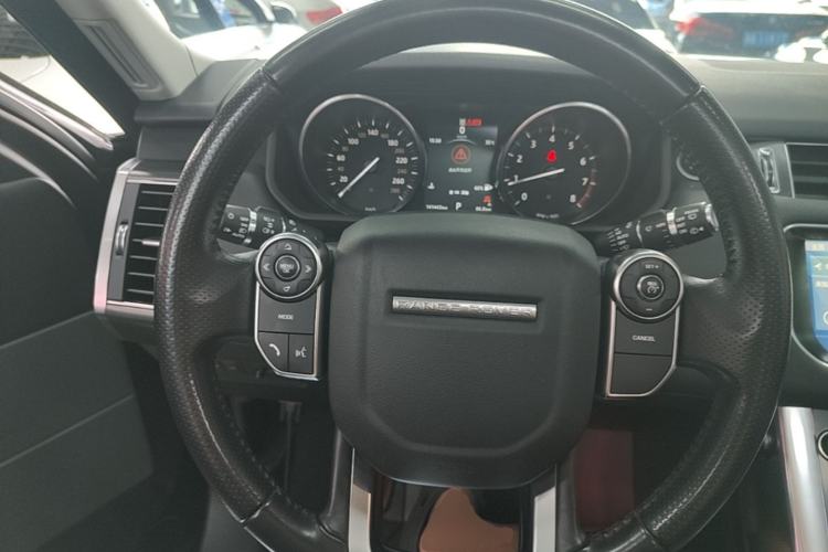 Used Land Rover Range Sport 2017 3.0 SC V6 SE Steering Wheel