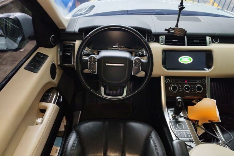 Used Land Rover Range Sport 2017 3.0 SC V6 HSE Steering Wheel