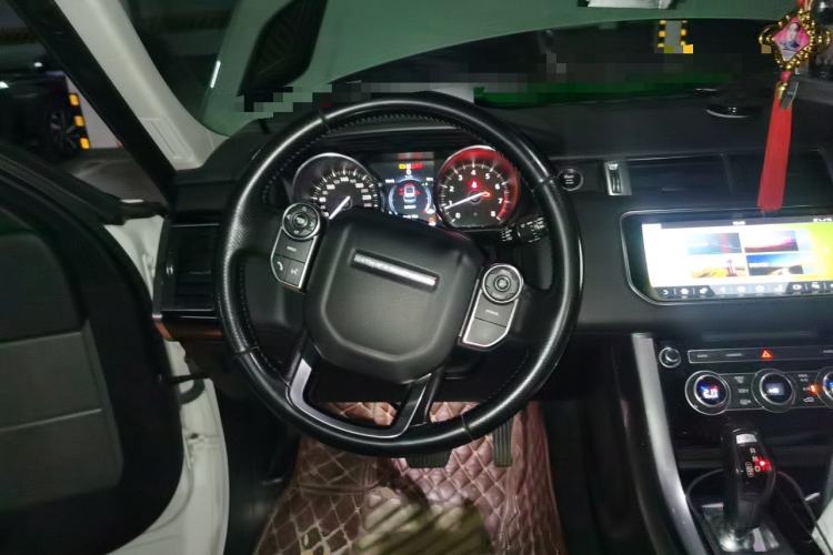 Used Land Rover Range Sport 2017 3.0 SC V6 HSE Steering Wheel