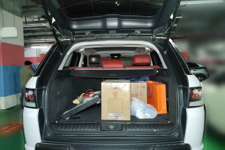 Used Land Rover Range Sport 2017 3.0 SC V6 HSE DYNAMIC Trunk