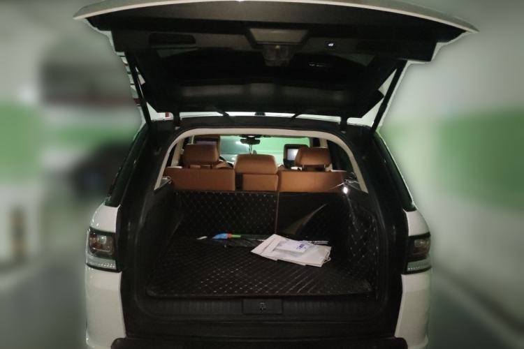 Used Land Rover Range Sport 2017 3.0 SC V6 HSE Trunk