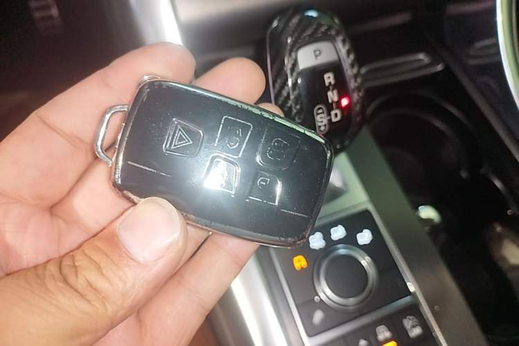 Used Land Rover Range Sport 2017 3.0 SC V6 HSE DYNAMIC Vehicle Key