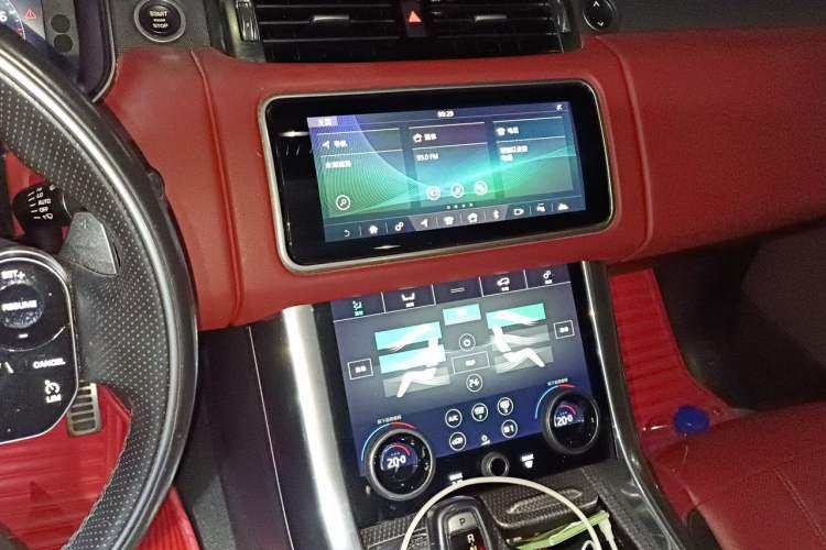 Used Land Rover Range Sport 2018 3.0 SC V6 HSE DYNAMIC Audio And AC Panel