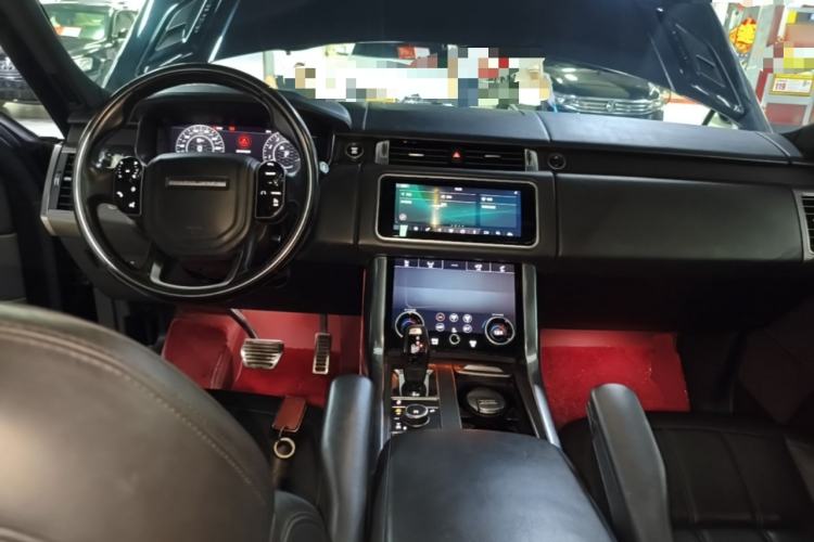 Used Land Rover Range Sport 2018 3.0 SC V6 HSE DYNAMIC Center Console