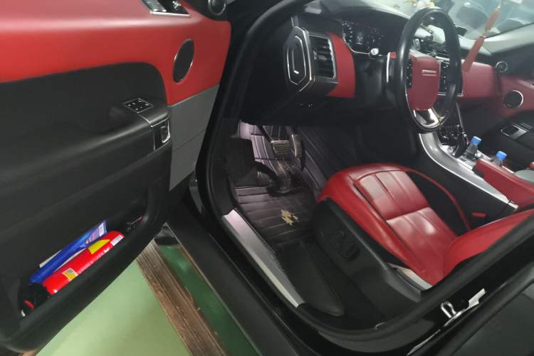 Used Land Rover Range Sport 2018 3.0 SC V6 HSE DYNAMIC Driver Seat