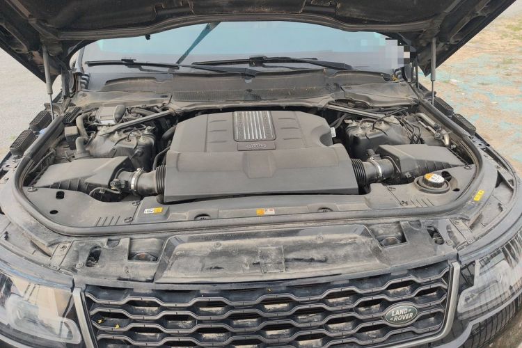 Used Land Rover Range Sport 2018 3.0 SC V6 HSE DYNAMIC Engine Bay